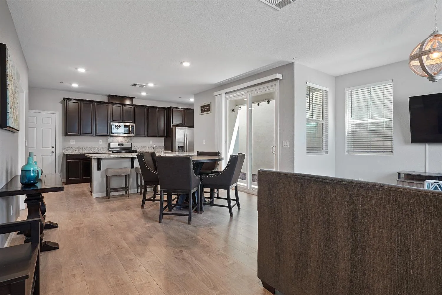 3235 Gosport Way photo 1