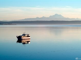 202 NE Front St, Coupeville, WA 98239