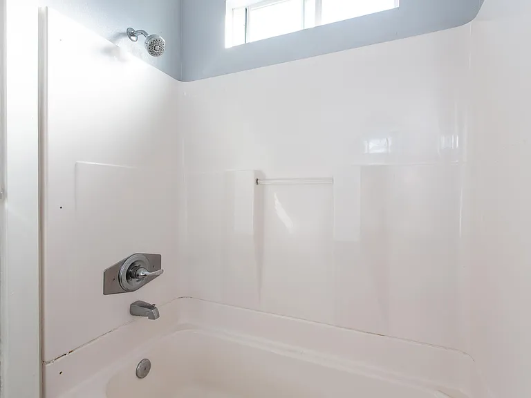 1222 N Kenmore Ave #8 — Photo 22