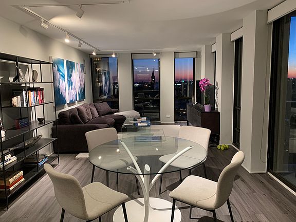 5th image of 1660 N Lasalle St #1512