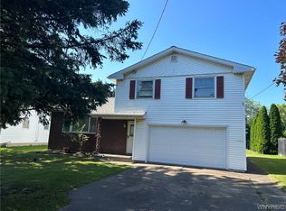 6516 Ralph Ct, Niagara Falls, NY 14304