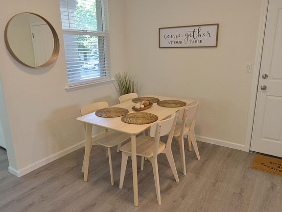 4th image of 230 Natalino Cir