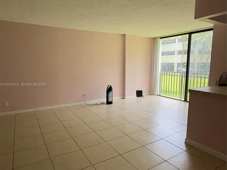 17011 N Bay Rd #117 — Photo 5