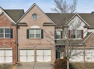 4215 Cold Spring Ct, Cumming, GA 30041