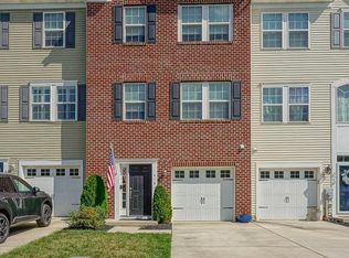 416 Dogwood Dr, Woodbury, NJ 08096