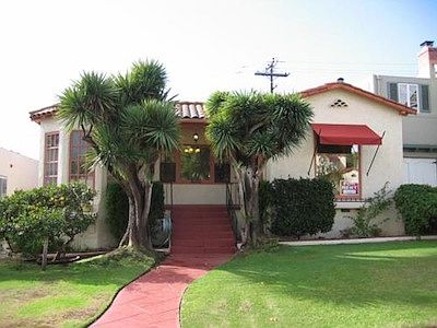5th image of 3219 Elliott St