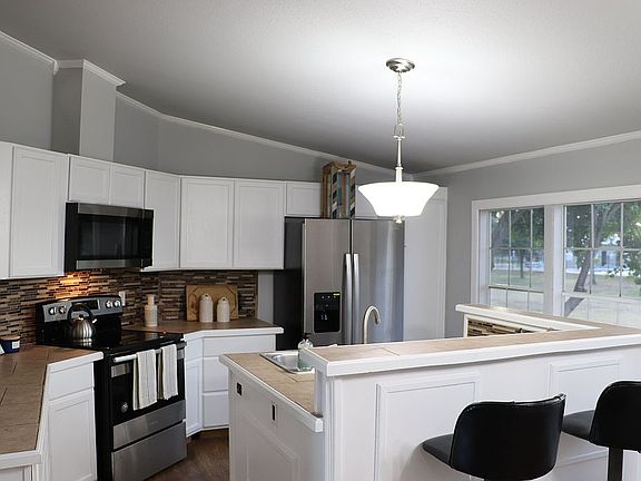 5th image of 287 Pheasant Ln #63