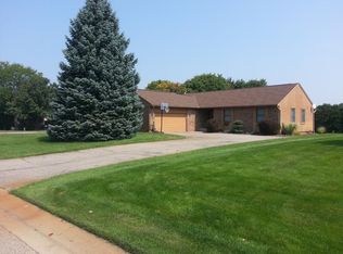 29402 Tonester Cir, New Hudson, MI
