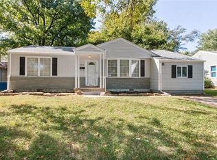8400 Cherry St, Kansas City, MO 64131