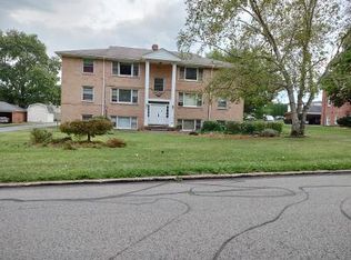 49 Green Bay Dr APT 1, Youngstown, OH