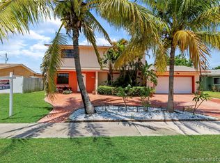 16222 SW 99th Pl, Miami, FL 33157