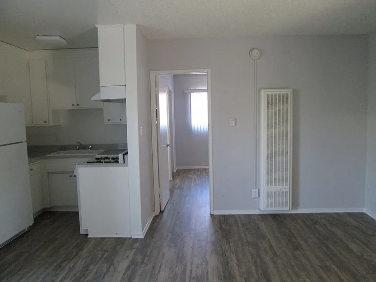 Lido Apartments - 1825 Butler Ave/1822 Colby Ave — Photo 20