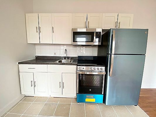 2nd image of 515 W 169th St #64