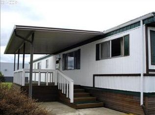 207 Shadow Ranch Ln, Roseburg, OR 97470