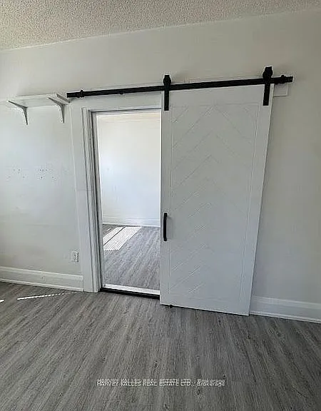 930 Saint Clair Ave W #301 — Photo 8
