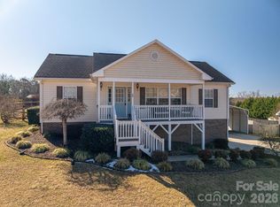 60 W Highland Ave, Granite Falls, NC 28630