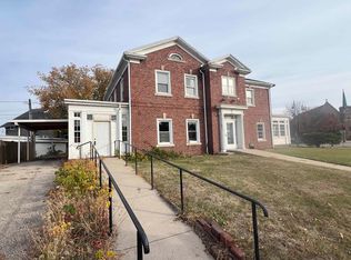 1421 Main St, Marinette, WI 54143