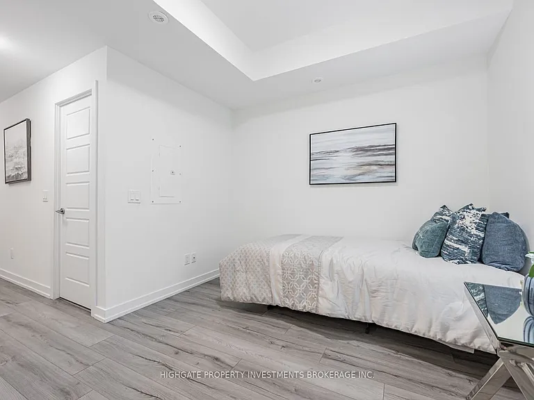 266 Finch Ave E #13 — Photo 21