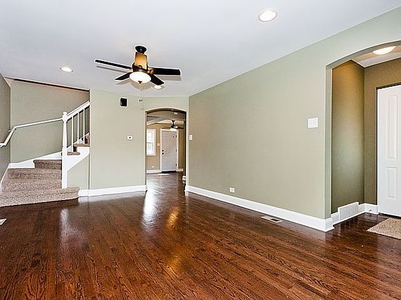 2nd image of 8724 S Blackstone Ave