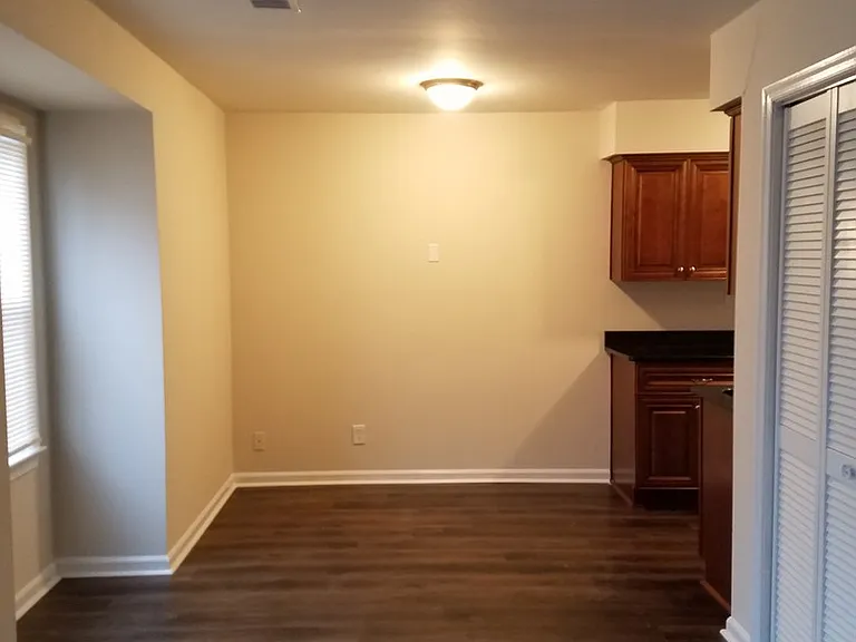 1375 Kingston Ave — Photo 2