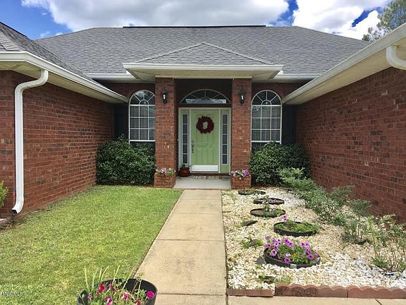 2nd image of 10339 Lake Forest Dr