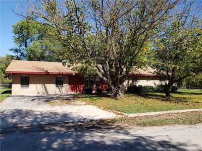 210 Poco St, Bangs, TX, 76823