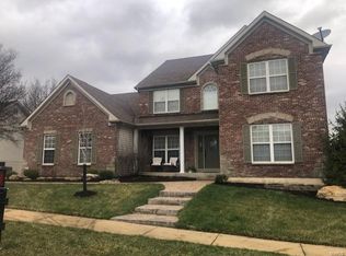 817 Spring Cove Ct, Eureka, MO 63025