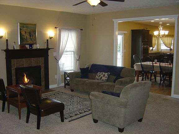 5th image of 3593 Westmoreland Dr