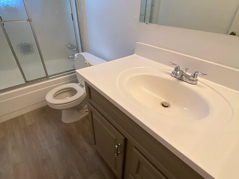 2301 E Fremont Ave #U9 — Photo 36