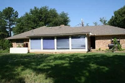 3rd image of 140 Lakeland Dr