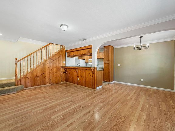 4th image of 6257 Longford Drive #3