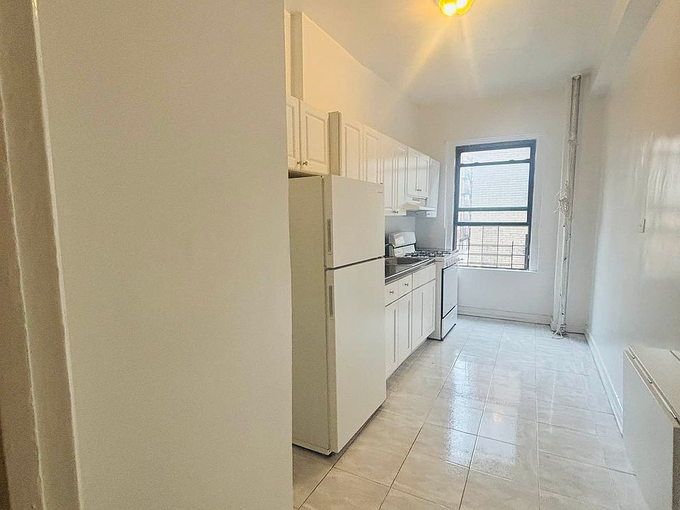 1st image of 128 Fort Washington Ave APT 4F