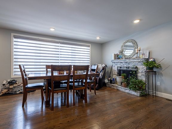 5th image of 41 Dedham St