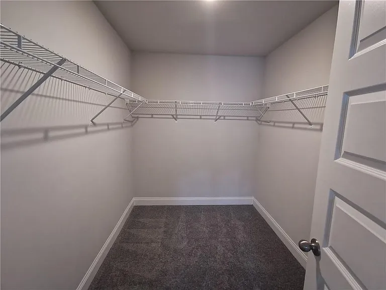 3855 Brookburn Park — Photo 26