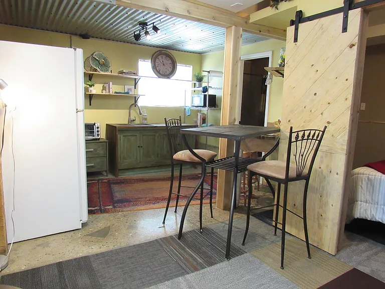 Arapahoe Dr — Photo 9