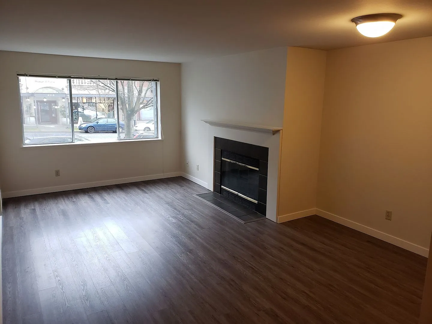 Watermarke Apts. — Photo 4