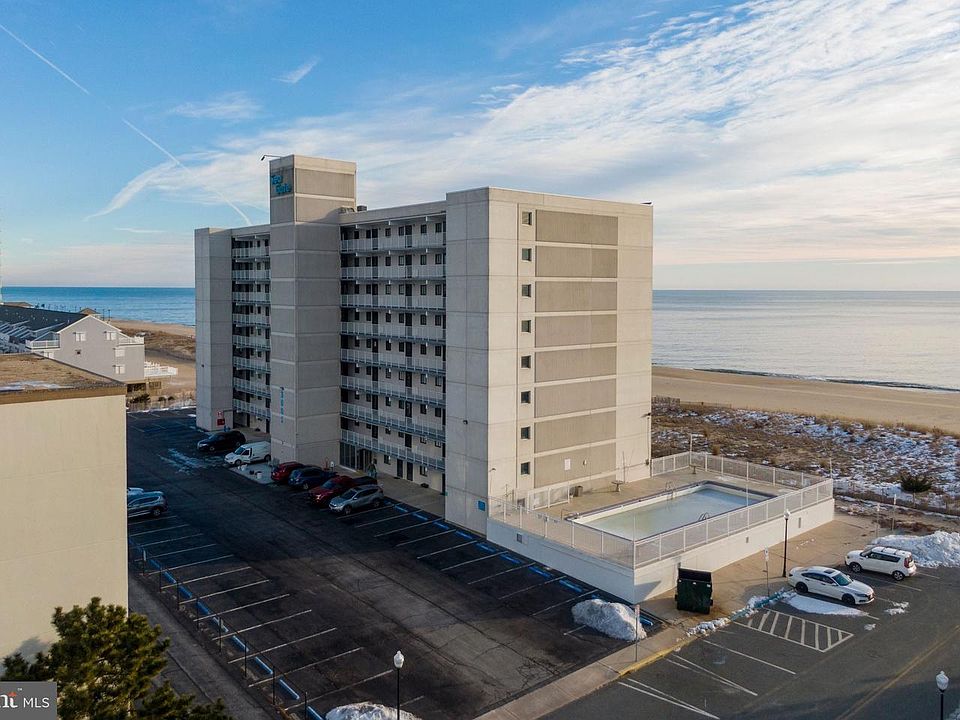 1st image of 3001 Atlantic Ave Unit 408