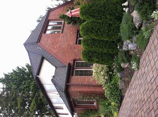 7747 21st Ave NE, Seattle, WA 98115