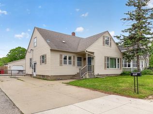 305 N Mantorville Ave, Kasson, MN 55944