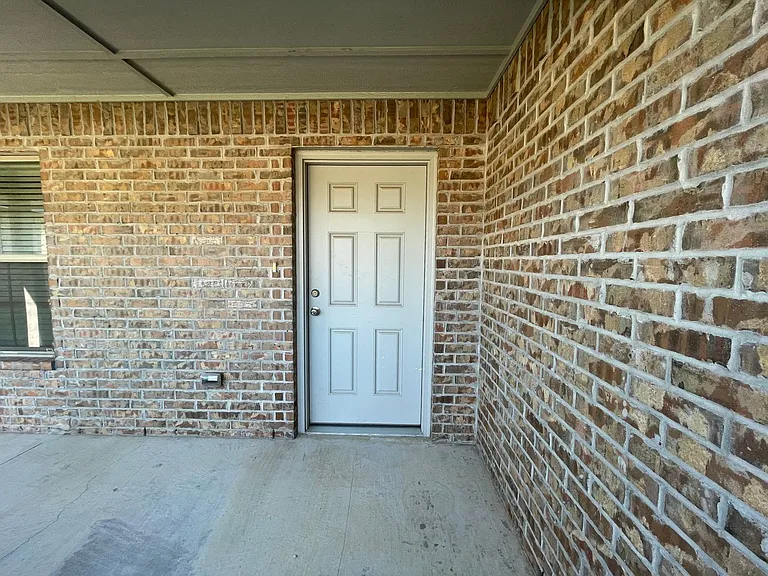 132 Saint Charles Way — Photo 4