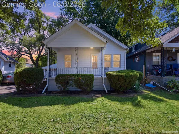 1063 Mayflower Ave, Lincoln Park, MI 48146