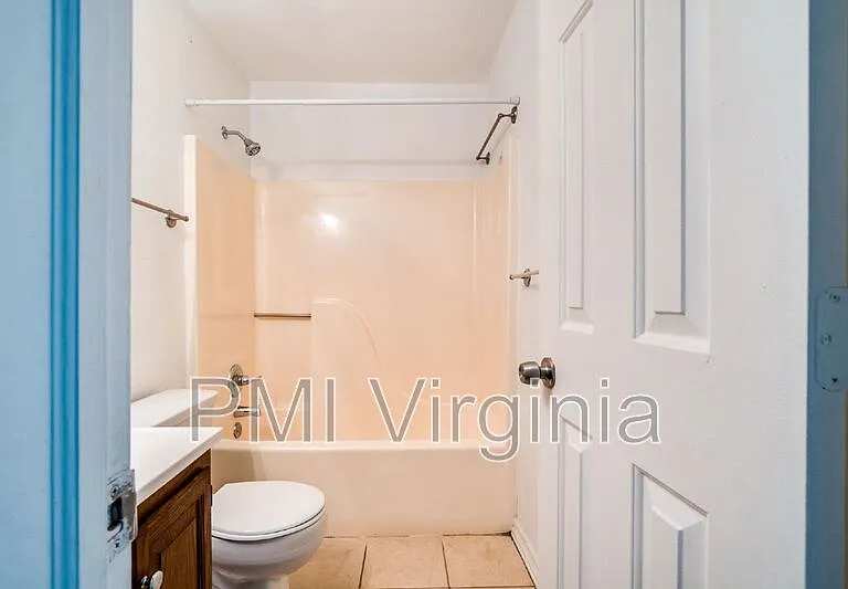 812 Tuition Ct — Photo 24