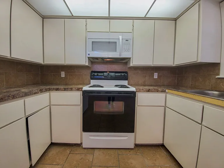 32 Cheyenne Dr — Photo 10