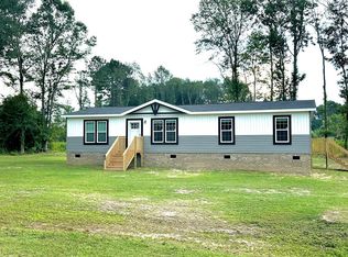 1665 Lake Shore Dr, Manning, SC 29102