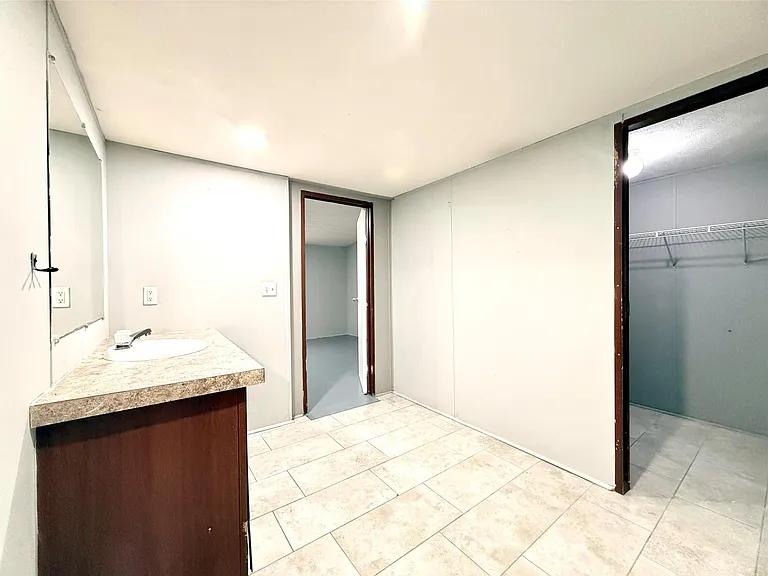 11115 Hayslip Ln — Photo 19