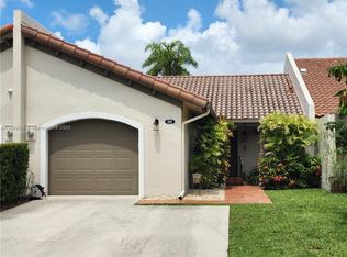 8666 SW 114th Pl, Miami, FL 33173