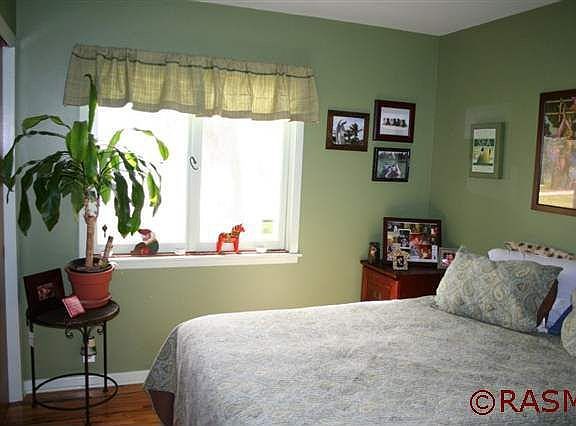 4th image of 921 Austin Dr