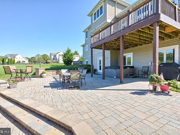 4th image of 4218 Palomino Ct