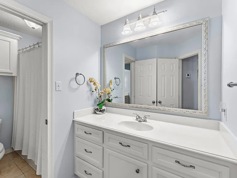 1208 Lake View Dr — Photo 32