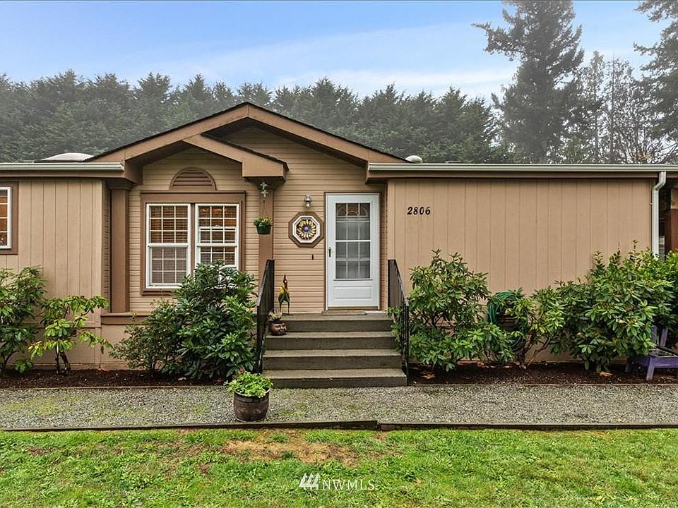 1st image of 2806 Dogwood Ln